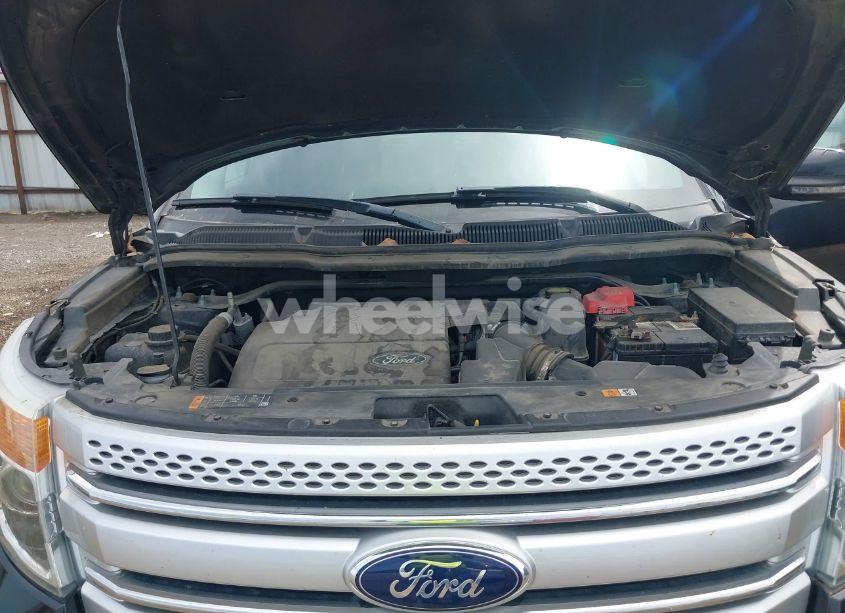 Photo 10 of 2013 Ford Explorer XLT (VIN 1FM5K8D80DGB15401)