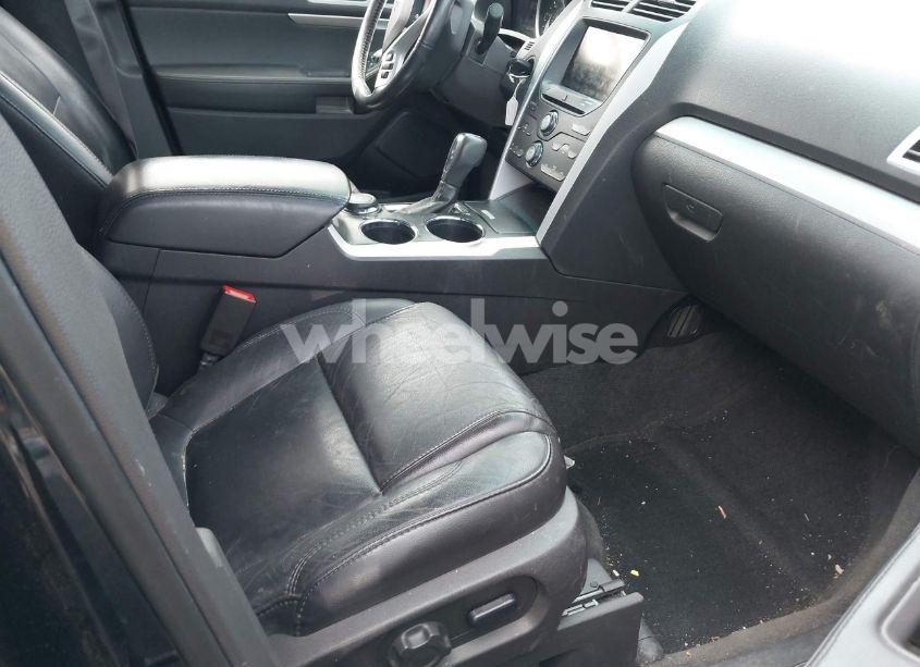 Photo 5 of 2013 Ford Explorer XLT (VIN 1FM5K8D80DGB15401)