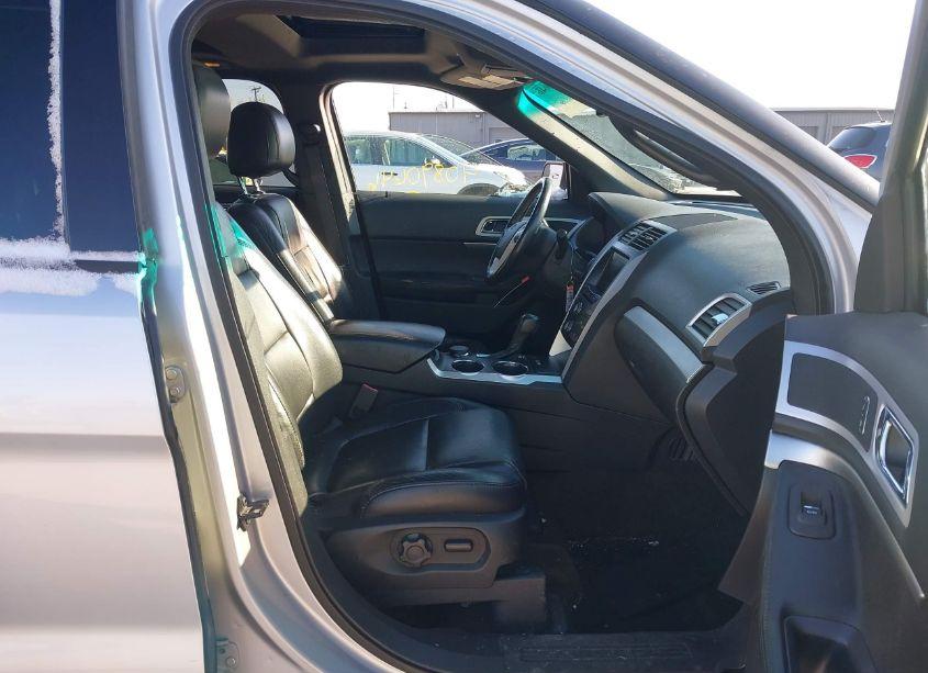 Photo 5 of 2013 Ford Explorer XLT (VIN 1FM5K8D80DGC14090)