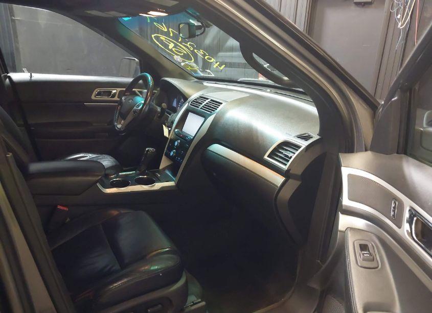 Photo 5 of 2013 Ford Explorer XLT (VIN 1FM5K8D80DGC89159)