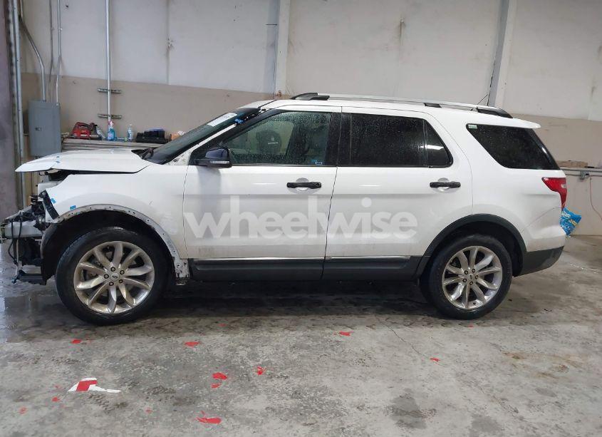 Photo 15 of 2014 Ford Explorer XLT (VIN 1FM5K8D80EGA59879)