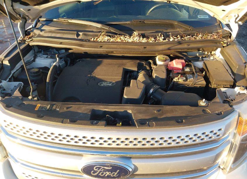 Photo 10 of 2014 Ford Explorer XLT (VIN 1FM5K8D80EGA77928)