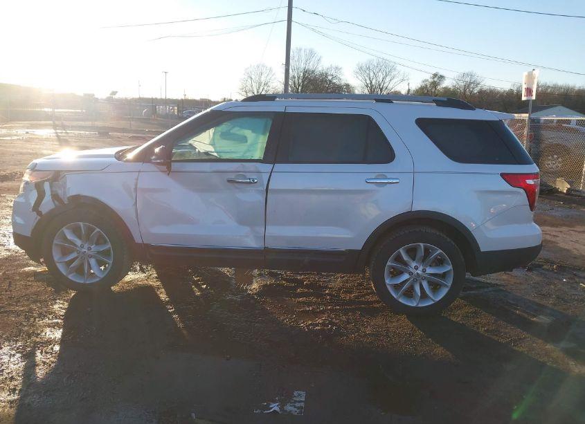 Photo 14 of 2014 Ford Explorer XLT (VIN 1FM5K8D80EGA77928)