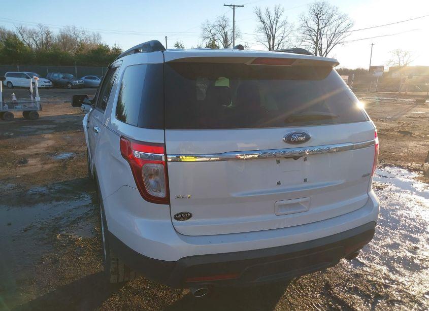 Photo 3 of 2014 Ford Explorer XLT (VIN 1FM5K8D80EGA77928)