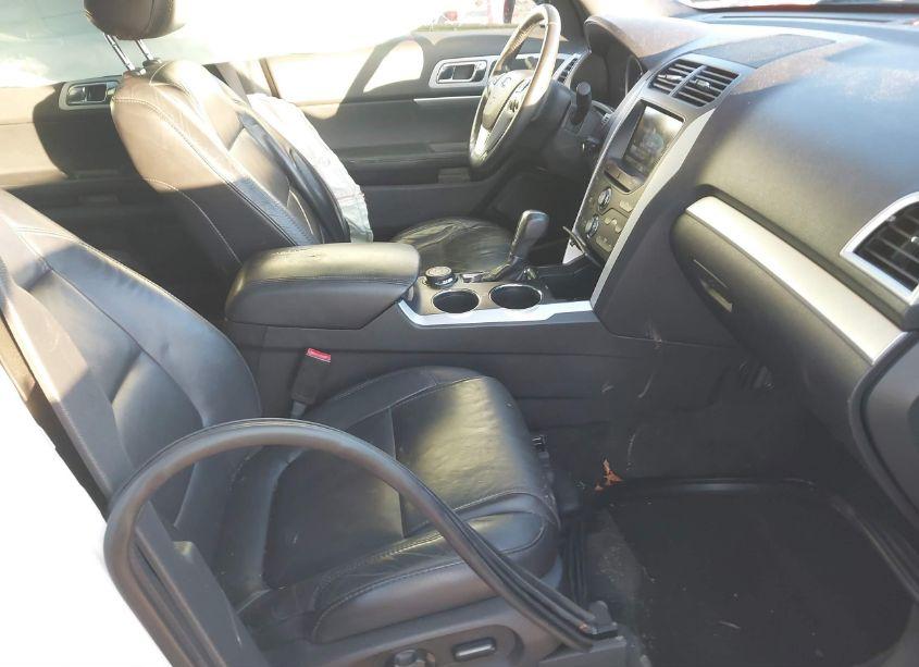 Photo 5 of 2014 Ford Explorer XLT (VIN 1FM5K8D80EGA77928)