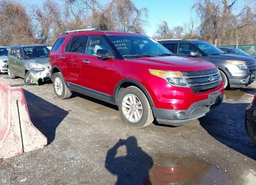 2014 Ford Explorer XLT (VIN 1FM5K8D80EGB47170) main photo