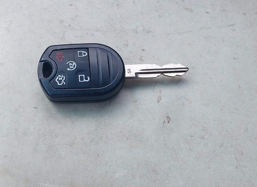 Photo 11 of 2015 Ford Explorer XLT (VIN 1FM5K8D80FGA43876)