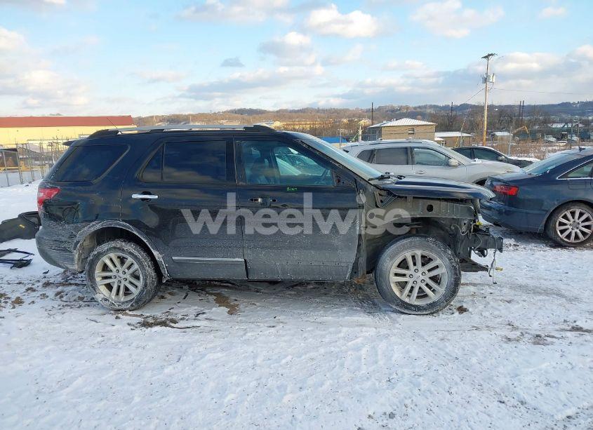 Photo 14 of 2015 Ford Explorer XLT (VIN 1FM5K8D80FGA91328)