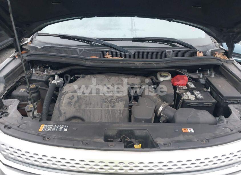 Photo 10 of 2015 Ford Explorer XLT (VIN 1FM5K8D80FGC01598)