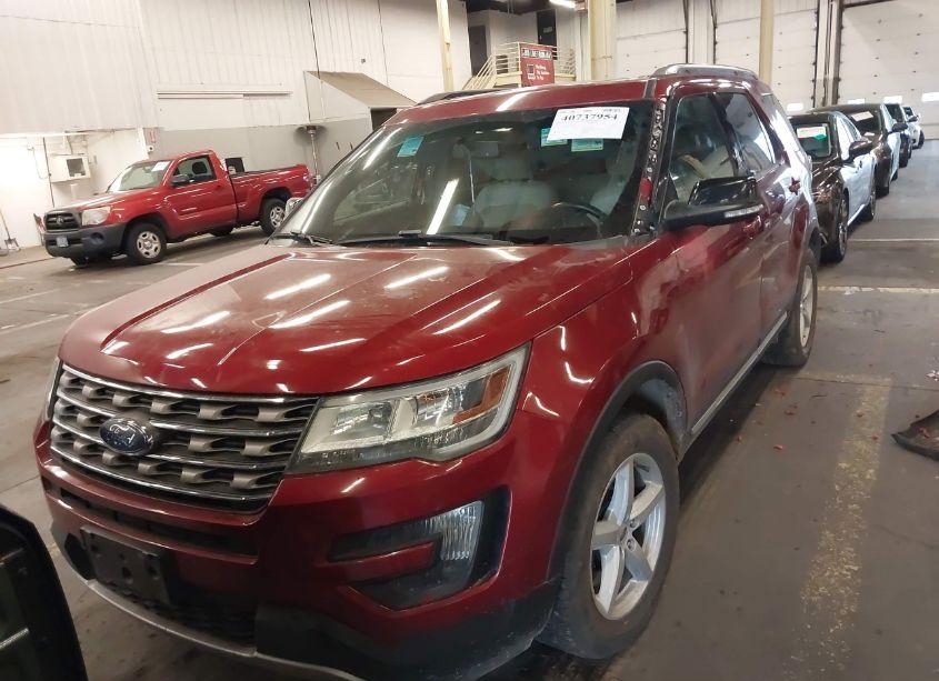 Photo 13 of 2016 Ford Explorer XLT (VIN 1FM5K8D80GGA47914)