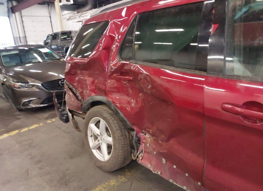 Photo 6 of 2016 Ford Explorer XLT (VIN 1FM5K8D80GGA47914)