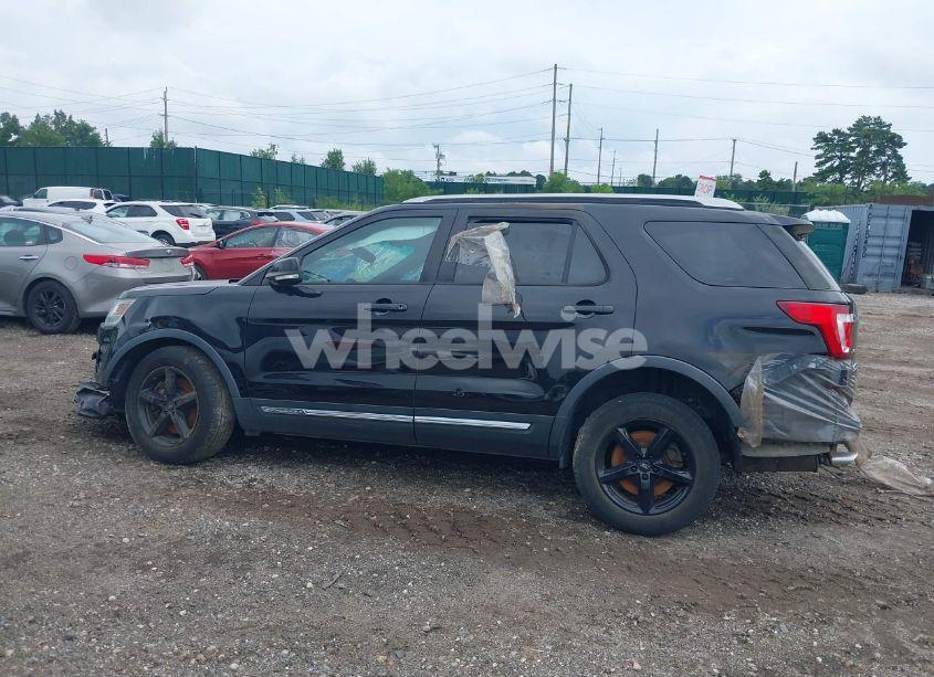 Photo 14 of 2016 Ford Explorer XLT (VIN 1FM5K8D80GGB00241)