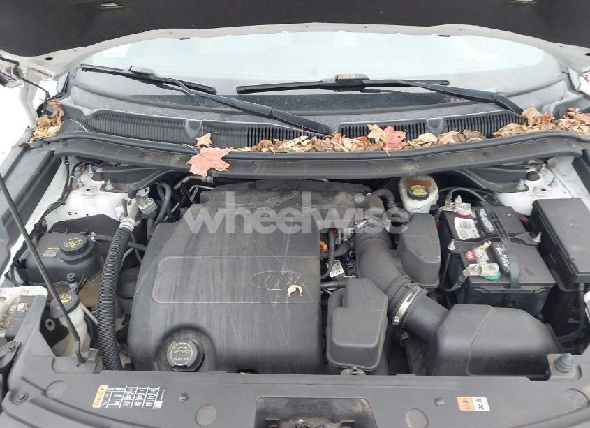 Photo 10 of 2016 Ford Explorer XLT (VIN 1FM5K8D80GGB66756)