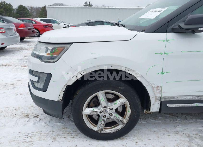 Photo 6 of 2016 Ford Explorer XLT (VIN 1FM5K8D80GGB66756)