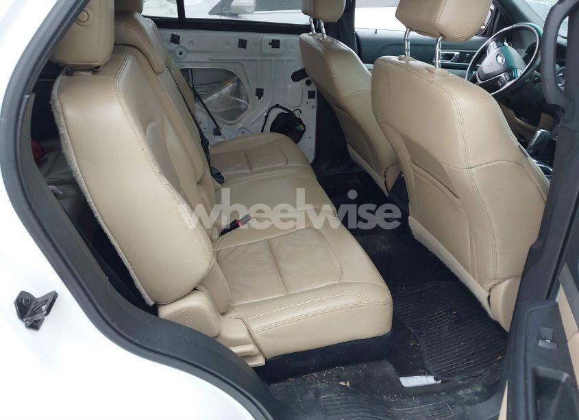 Photo 8 of 2016 Ford Explorer XLT (VIN 1FM5K8D80GGB66756)