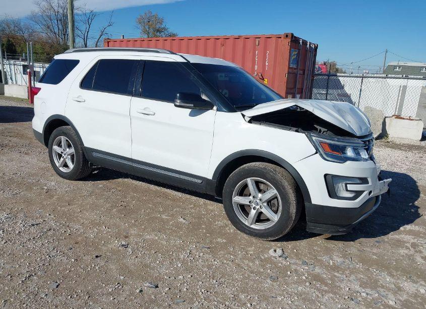 2016 Ford Explorer XLT (VIN 1FM5K8D80GGC27328) main photo