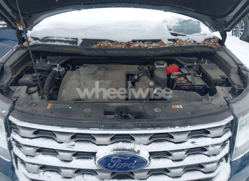 Photo 10 of 2016 Ford Explorer XLT (VIN 1FM5K8D80GGD34332)