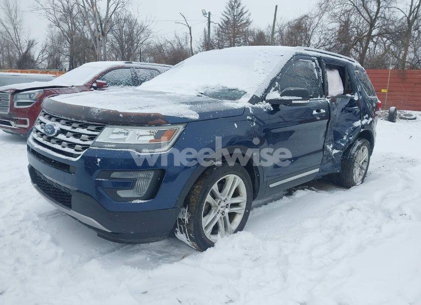 Photo 2 of 2016 Ford Explorer XLT (VIN 1FM5K8D80GGD34332)