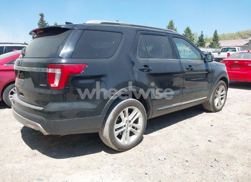 Photo 4 of 2017 Ford Explorer XLT (VIN 1FM5K8D80HGA98038)