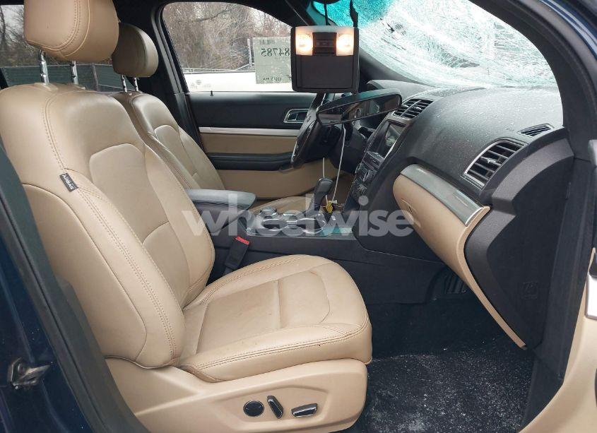 Photo 5 of 2017 Ford Explorer XLT (VIN 1FM5K8D80HGB66290)