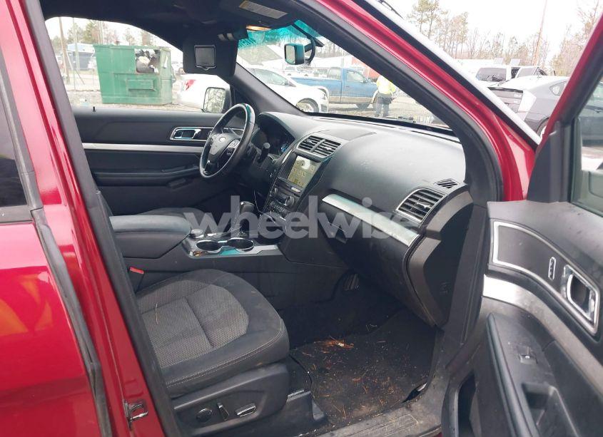 Photo 5 of 2017 Ford Explorer XLT (VIN 1FM5K8D80HGB77080)