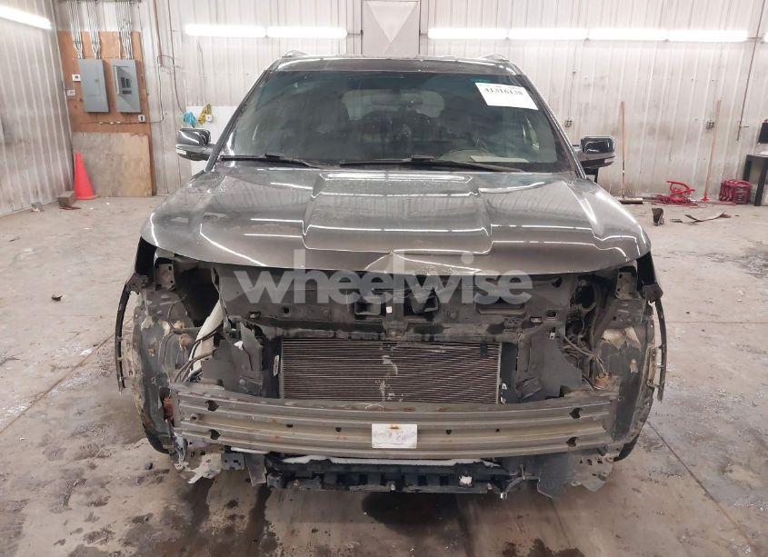 Photo 13 of 2017 Ford Explorer XLT (VIN 1FM5K8D80HGD02188)