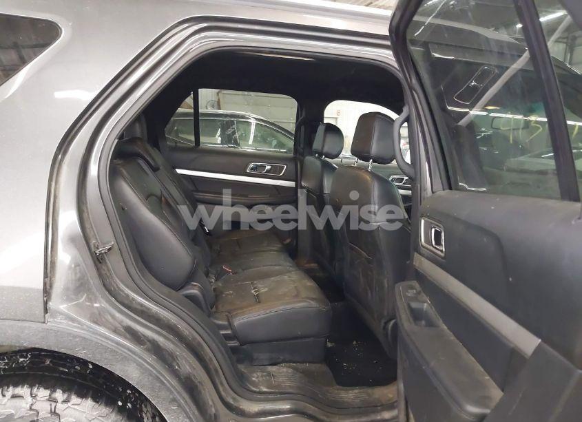 Photo 8 of 2017 Ford Explorer XLT (VIN 1FM5K8D80HGD02188)