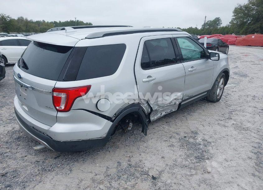 Photo 4 of 2017 Ford Explorer XLT (VIN 1FM5K8D80HGD17483)