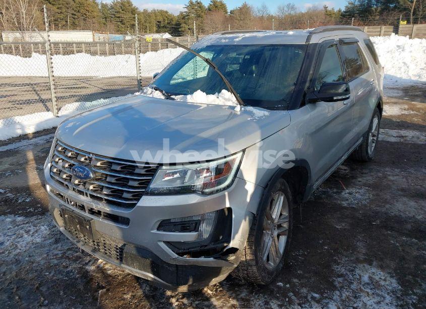 Photo 2 of 2017 Ford Explorer XLT (VIN 1FM5K8D80HGD73259)