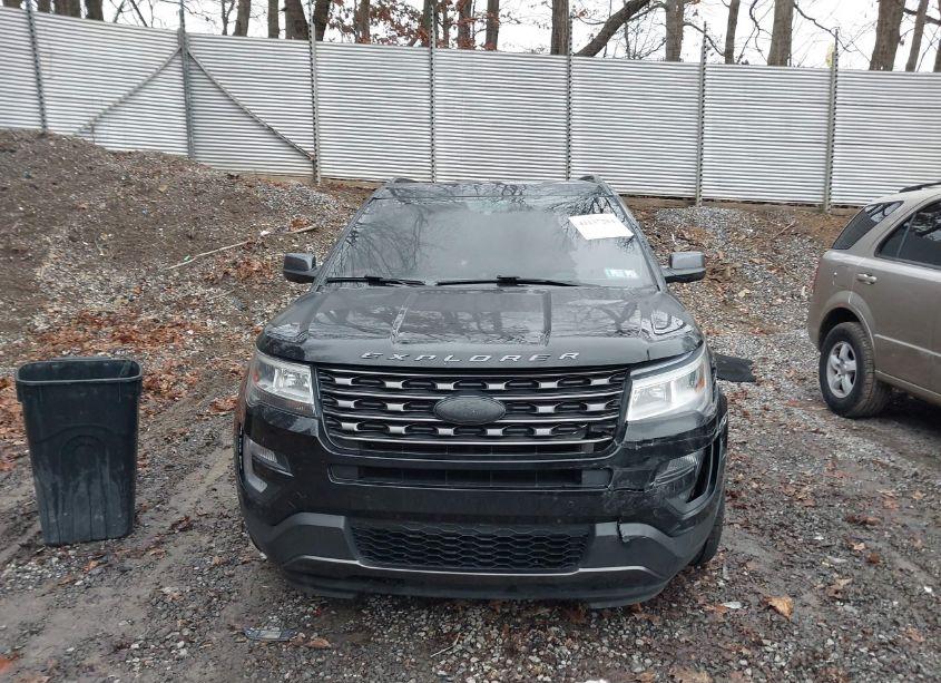 Photo 13 of 2017 Ford Explorer XLT (VIN 1FM5K8D80HGD81782)