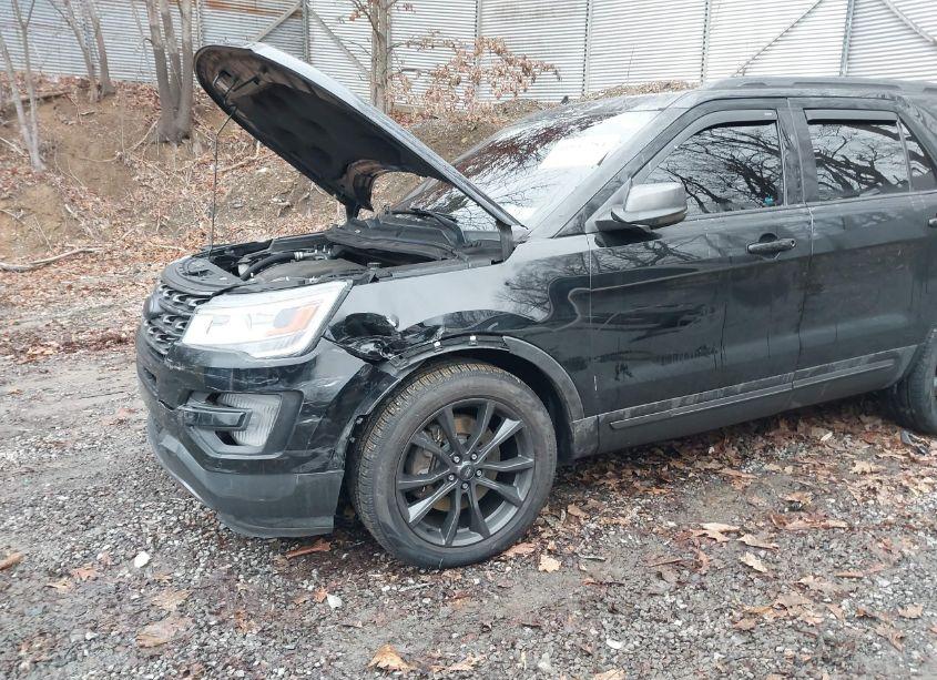 Photo 6 of 2017 Ford Explorer XLT (VIN 1FM5K8D80HGD81782)