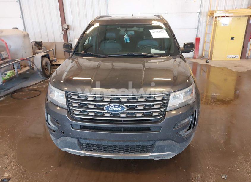 Photo 13 of 2017 Ford Explorer XLT (VIN 1FM5K8D80HGD83712)