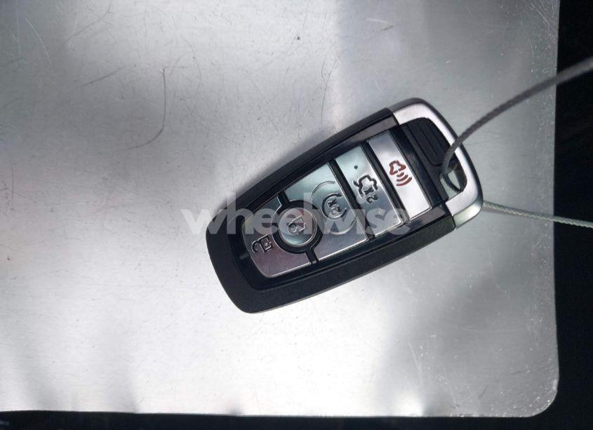 Photo 11 of 2018 Ford Explorer XLT (VIN 1FM5K8D80JGA40873)