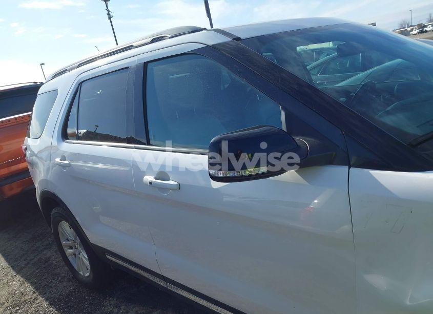 Photo 13 of 2018 Ford Explorer XLT (VIN 1FM5K8D80JGB08900)