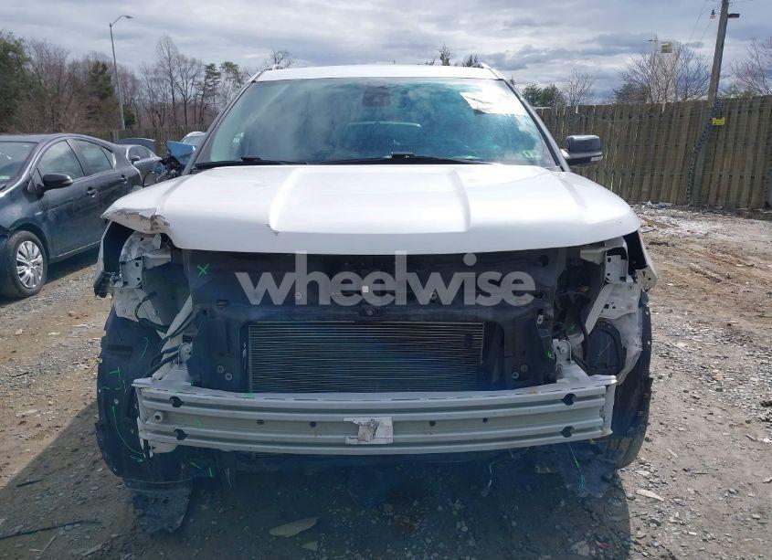 Photo 13 of 2018 Ford Explorer XLT (VIN 1FM5K8D80JGC21343)