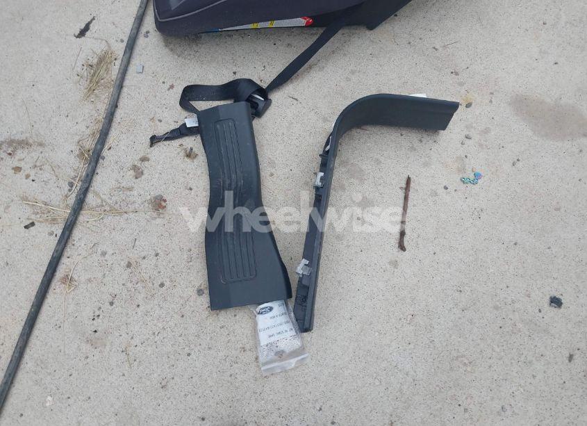 Photo 12 of 2018 Ford Explorer XLT (VIN 1FM5K8D80JGC66539)