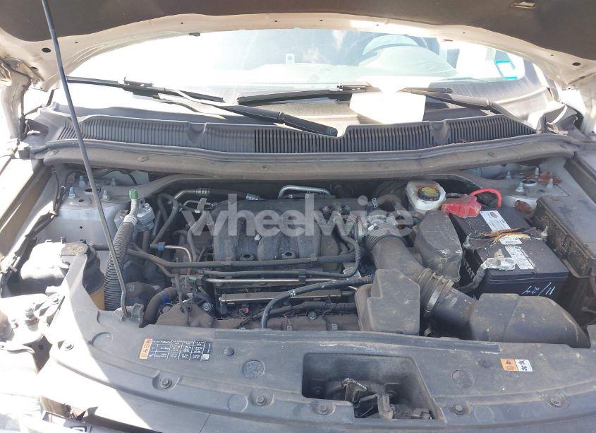 Photo 10 of 2019 Ford Explorer XLT (VIN 1FM5K8D80KGA99889)