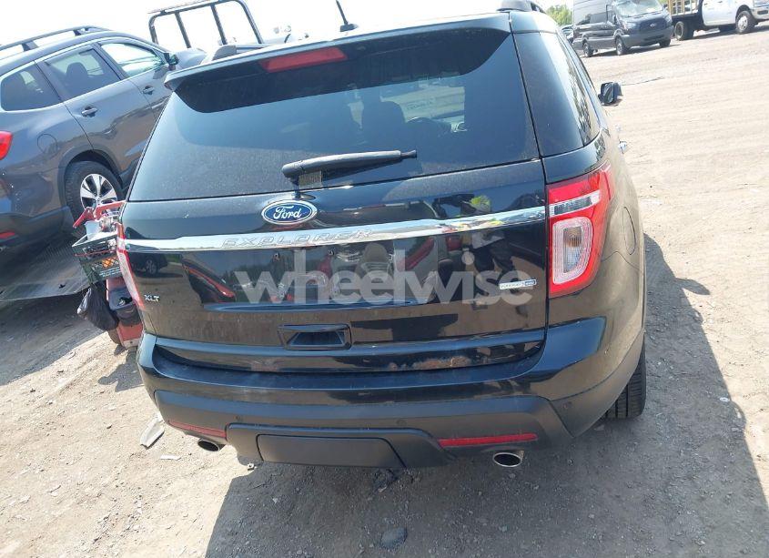 Photo 16 of 2013 Ford Explorer XLT (VIN 1FM5K8D81DGA37288)