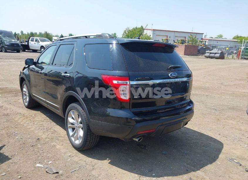 Photo 3 of 2013 Ford Explorer XLT (VIN 1FM5K8D81DGA37288)