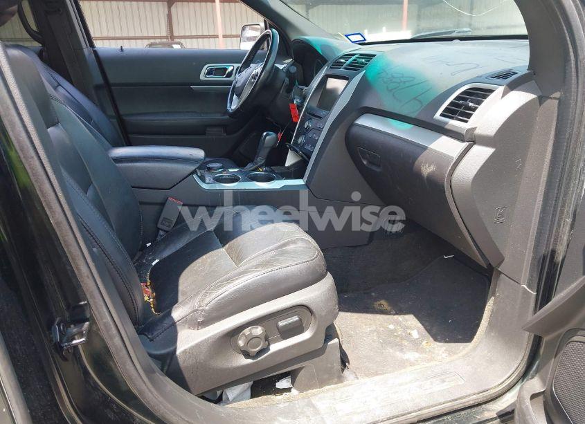 Photo 5 of 2013 Ford Explorer XLT (VIN 1FM5K8D81DGA47884)