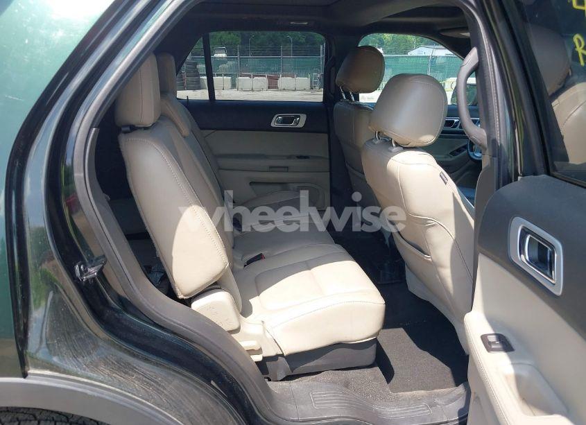 Photo 8 of 2013 Ford Explorer XLT (VIN 1FM5K8D81DGA73742)