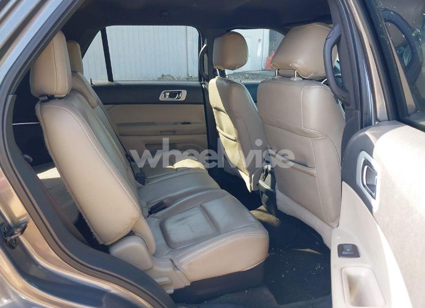 Photo 8 of 2013 Ford Explorer XLT (VIN 1FM5K8D81DGB10966)