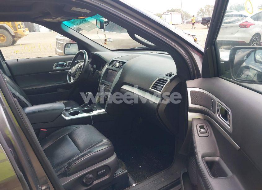 Photo 5 of 2013 Ford Explorer XLT (VIN 1FM5K8D81DGB82556)