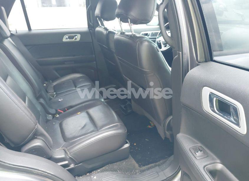 Photo 8 of 2013 Ford Explorer XLT (VIN 1FM5K8D81DGB82556)