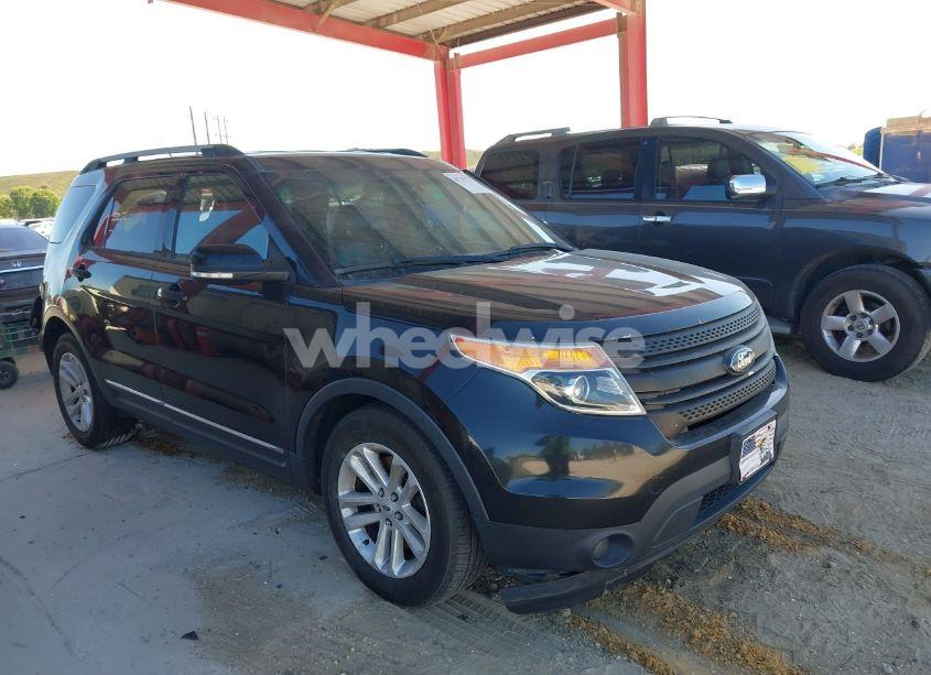 2013 Ford Explorer XLT (VIN 1FM5K8D81DGC32629) main photo