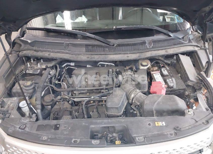 Photo 10 of 2013 Ford Explorer XLT (VIN 1FM5K8D81DGC56221)