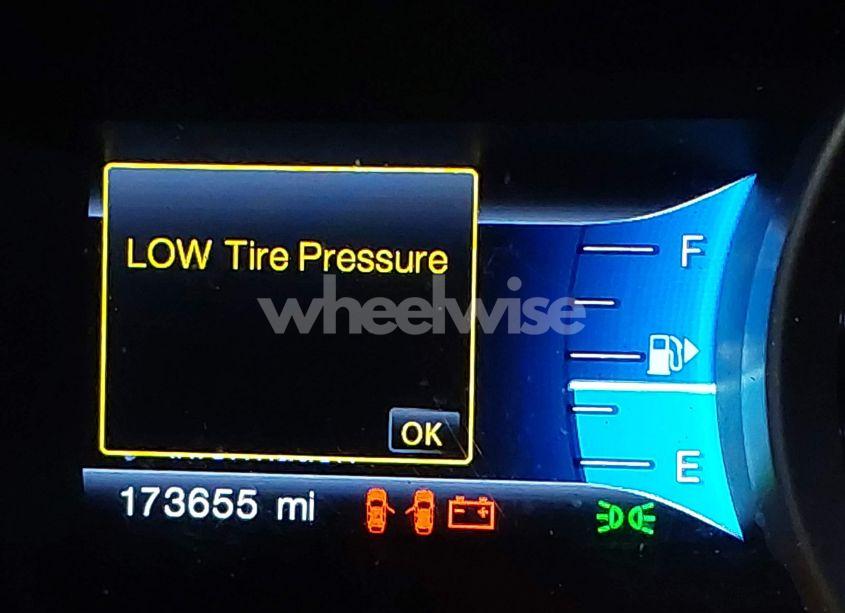 Photo 16 of 2013 Ford Explorer XLT (VIN 1FM5K8D81DGC56221)