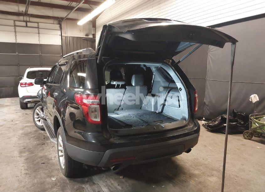 Photo 3 of 2013 Ford Explorer XLT (VIN 1FM5K8D81DGC56221)
