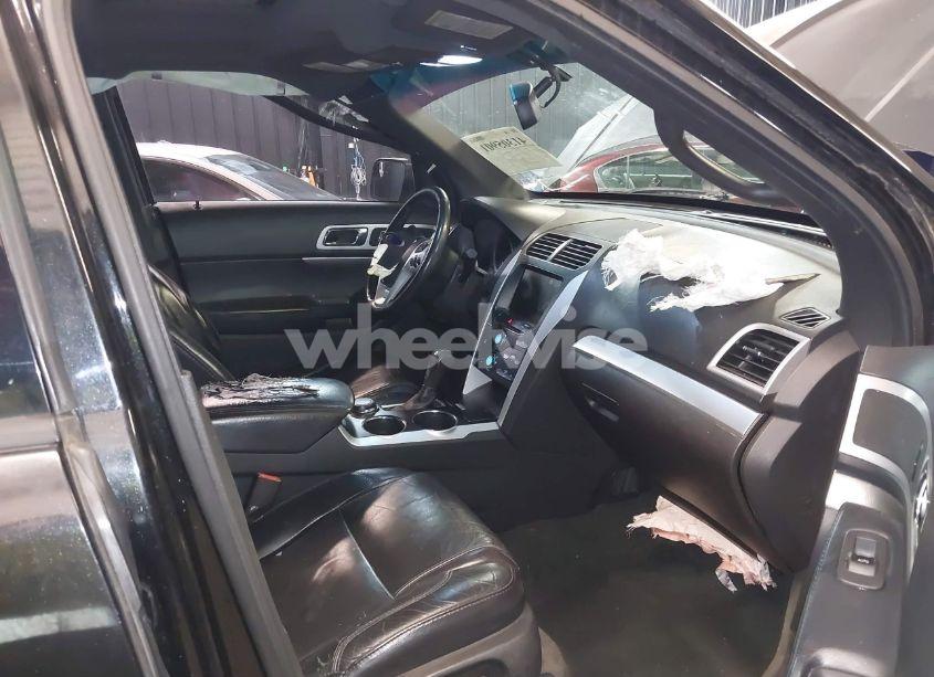 Photo 5 of 2013 Ford Explorer XLT (VIN 1FM5K8D81DGC56221)