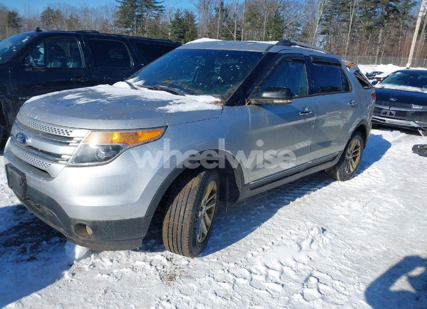 Photo 2 of 2013 Ford Explorer XLT (VIN 1FM5K8D81DGC66473)